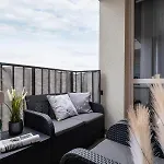 Osiedle Avia Harmonious With Balcony Cracow By Renters Prestige * كراكوفيا