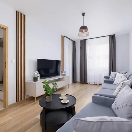 Osiedle Avia Harmonious With Balcony Cracow By Renters Prestige *