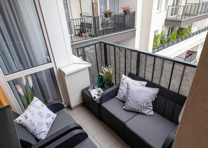 Apartamento Osiedle Avia Harmonious With Balcony Cracow By Renters Prestige *