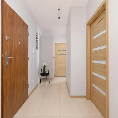 Apartmán Osiedle Avia Harmonious Apartment With Balcony Cracow By Renters Prestige