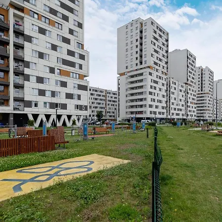 Osiedle Avia Harmonious Apartment With Balcony Cracow By Renters Prestige * Krakov
